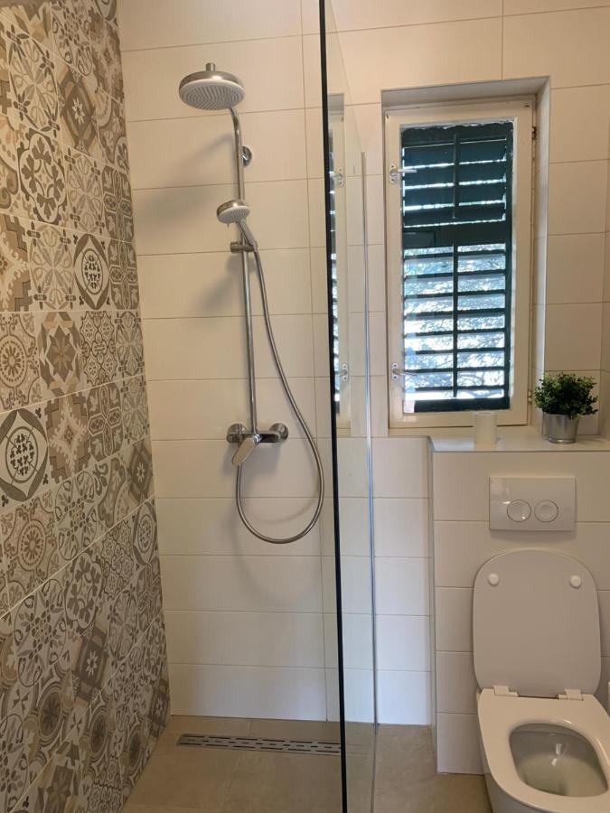 Apartment Trgici Barbat na Rabu エクステリア 写真